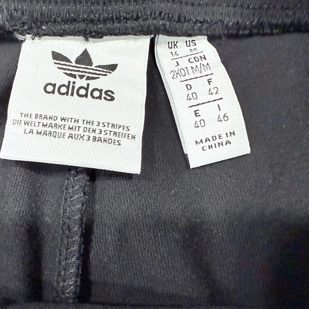 Adidas leggings, Medium, nwot - Picture 3 of 8